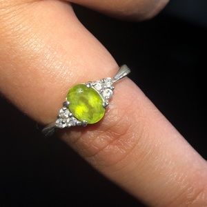 August birthstone ring